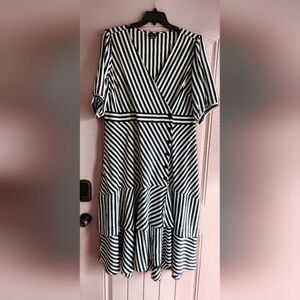 City Chic black and white plus size dress. Size 18